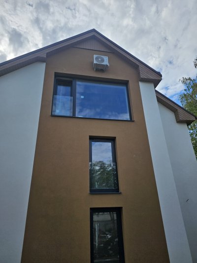Skleněné zábradlí pro francouzská okna - Praha
